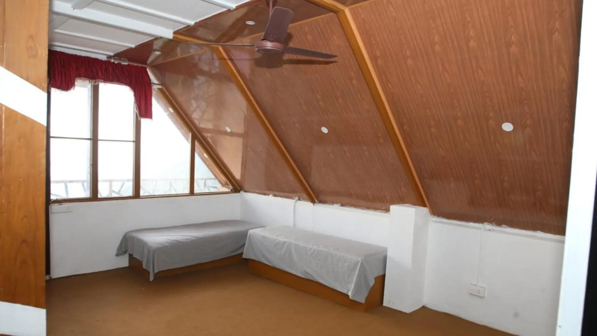 Cave Castle By Bestinn Leisure Panchalimedu Pīrmed